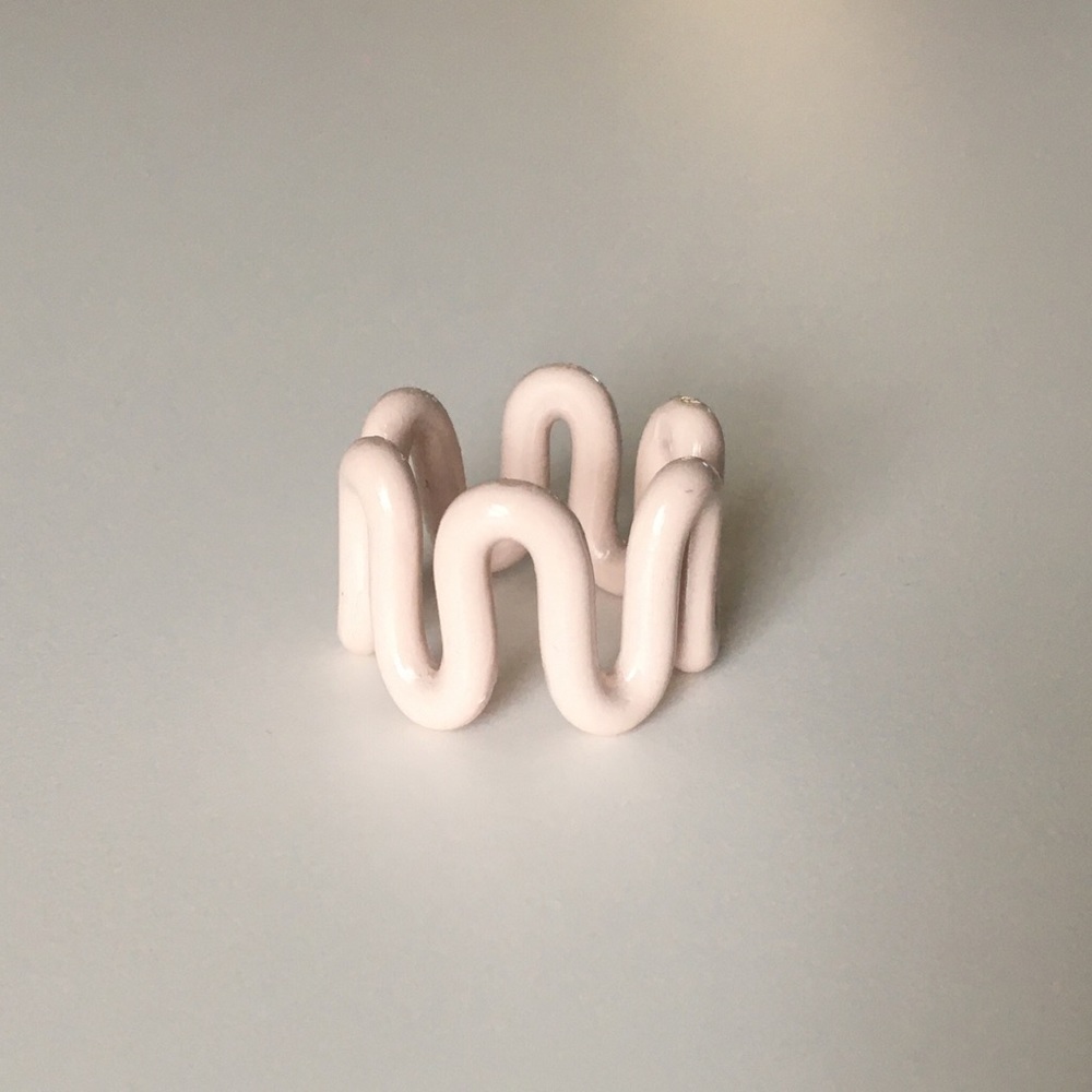 ✰Clay Ring✰
〰️Squig Ring in Oat〰️